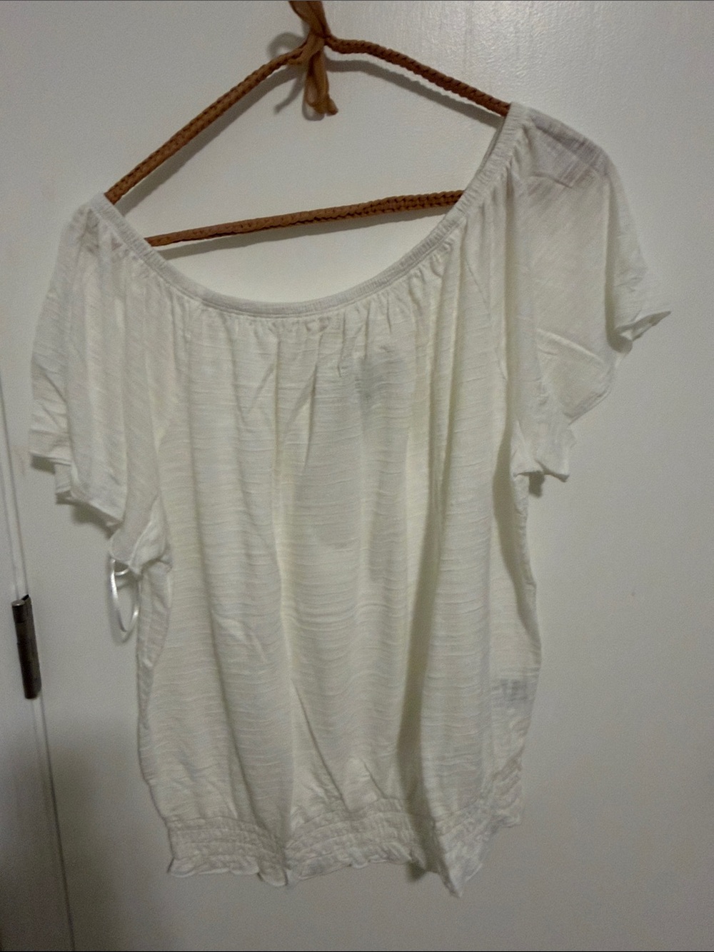 Women’s White Short Sleeve T-Shirt
